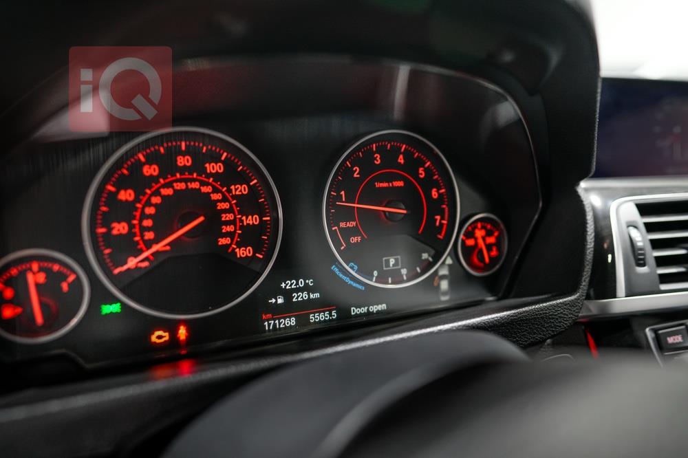 بي ام دبليو الفئة 3